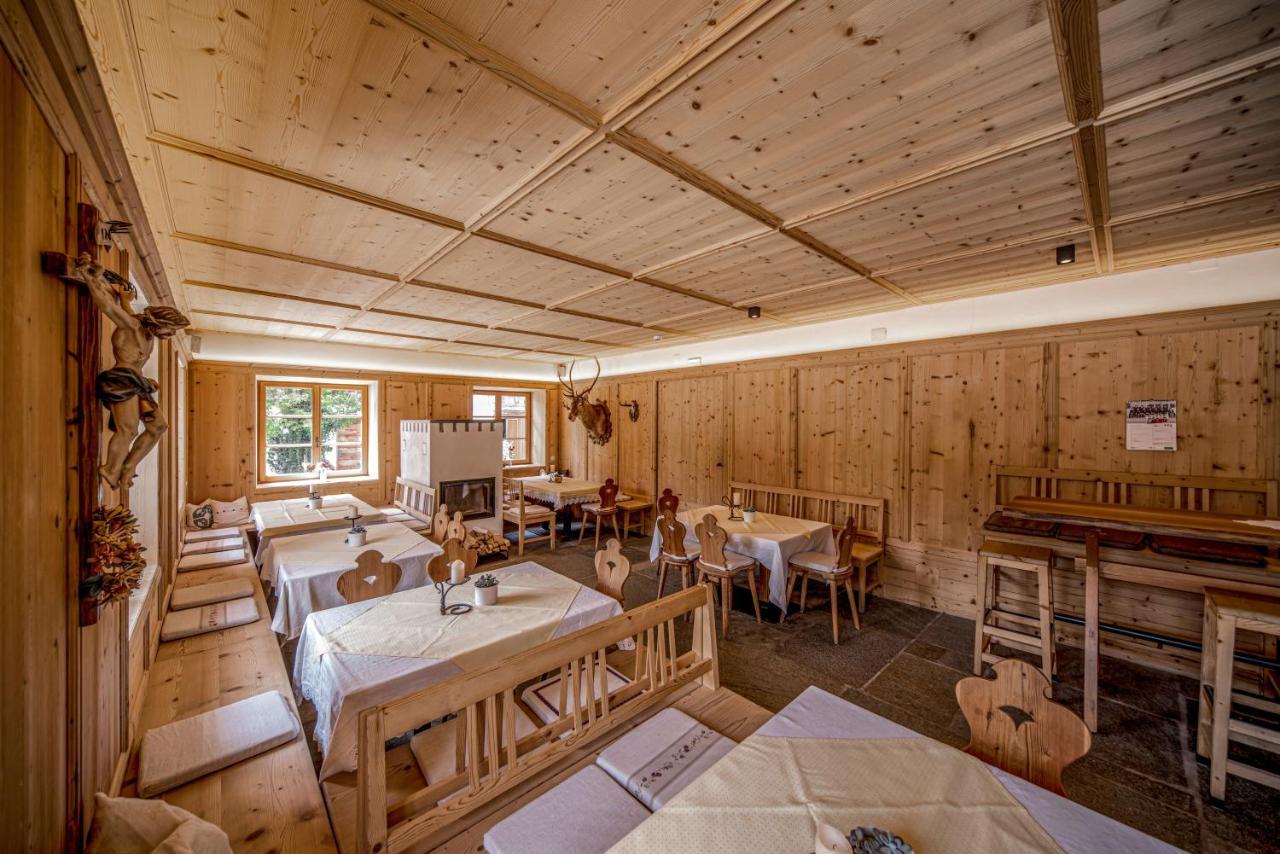 Landhotel Gasthof Zum Loewen Роденго Екстериор снимка