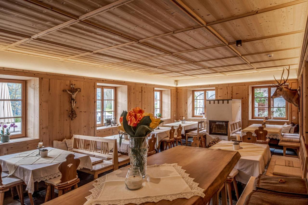 Landhotel Gasthof Zum Loewen Роденго Екстериор снимка