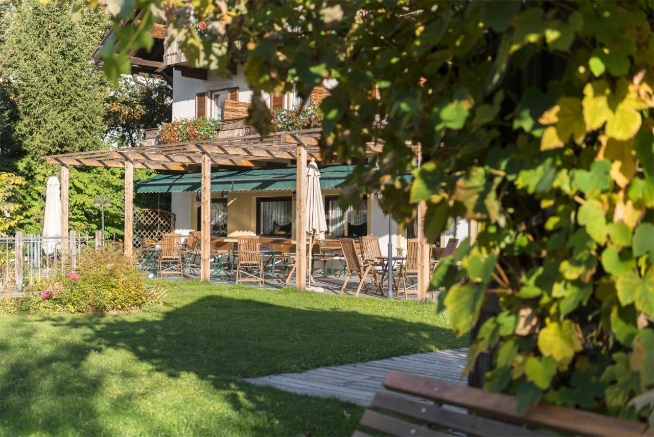 Landhotel Gasthof Zum Loewen Роденго Екстериор снимка